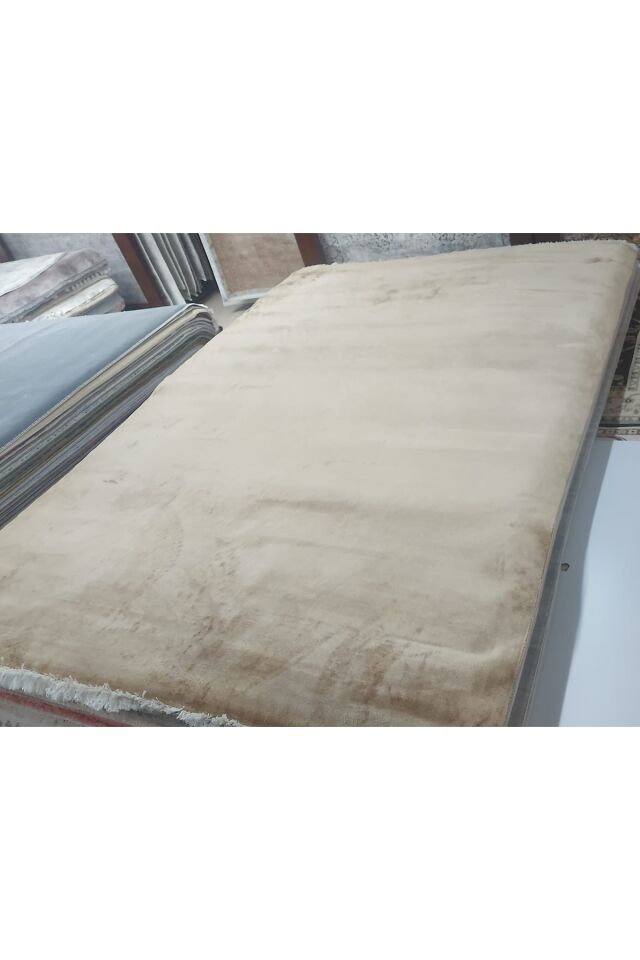 APEX PLATİN ALTIN RENGİ Yüksek Kalite Ipek Bambu Parıltılı Düz Renk Halı Premium Salon Halısı Bej Gold Altin - 160 X 230