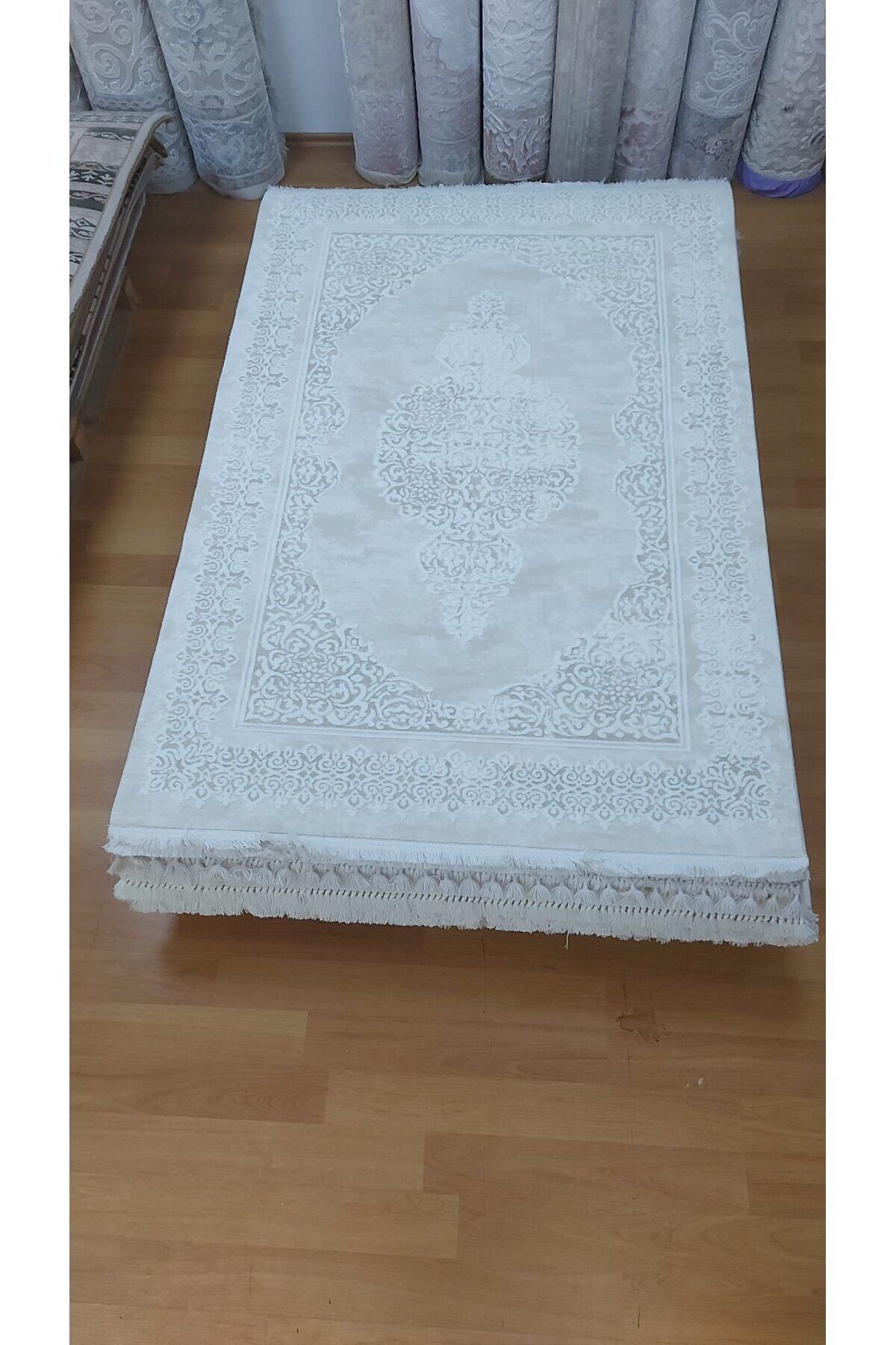 HALI SARAY SIK DOKUMA KALIN SERİ SONU HALI Beyaz - 120 X 180