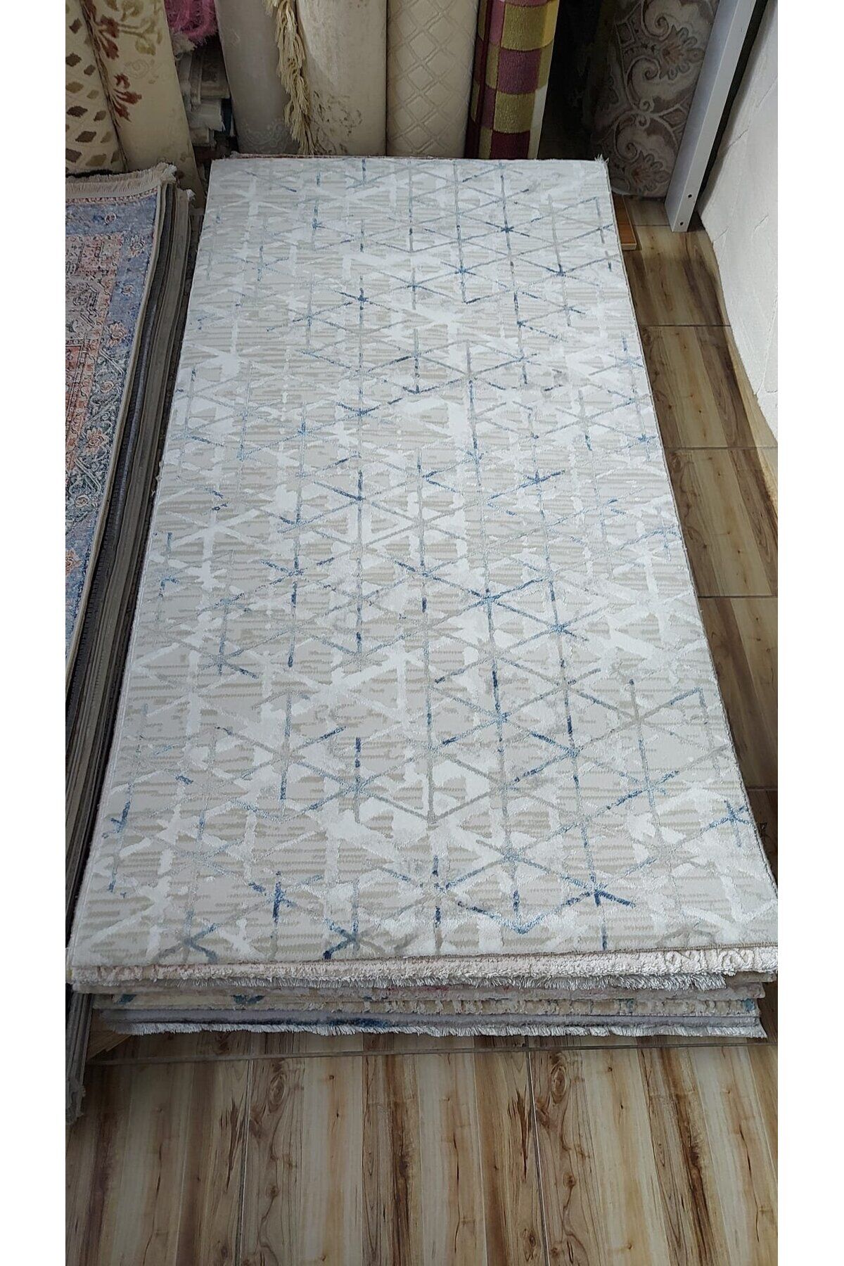 SIK DOKUMA AKRİLİK KALIN HALI MAVİ 100 x 200 Gri̇ - 100 X 200