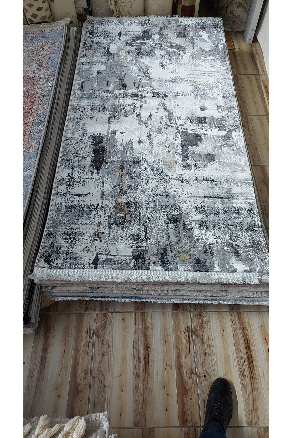 SIK DOKUMA AKRİLİK KALIN HALI SİYAH 100 x 200 Gri̇ - 100 X 200