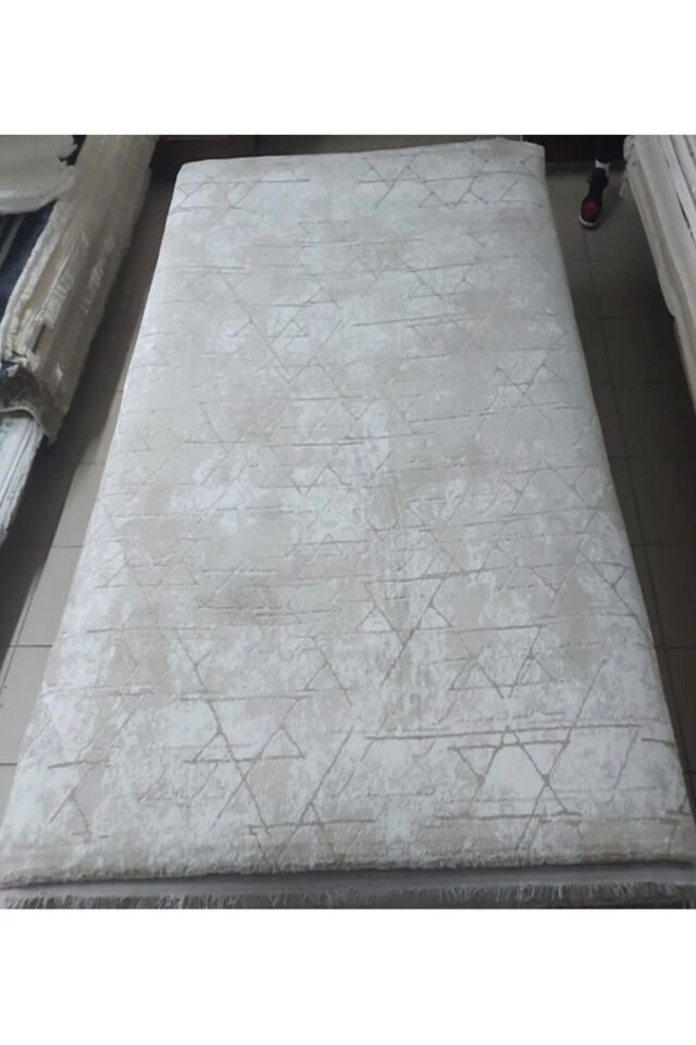 HALI SARAY SIK DOKUMA ORTA KALINLIKTA TOZ YAPMAYAN AKRİLİK HALI Bej - 160 X 230