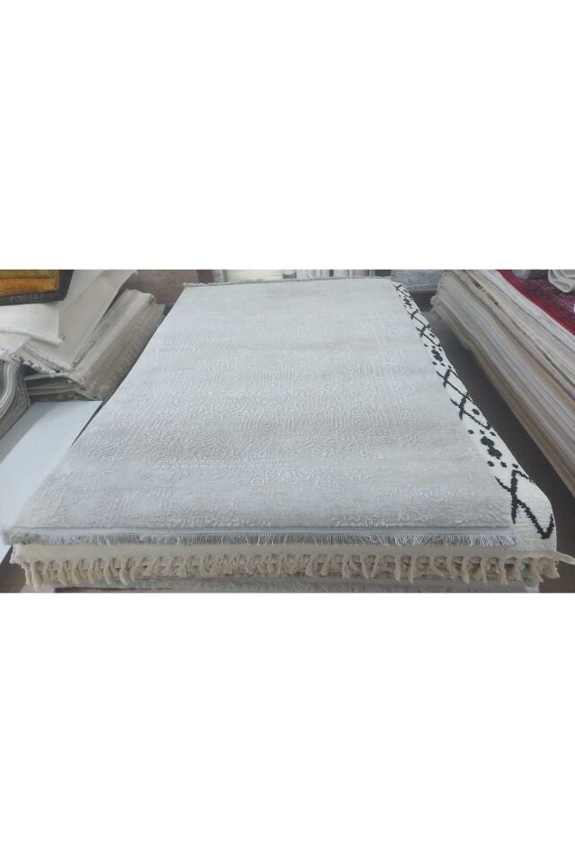 ALYA SIK DOKUMA ORTA KALINLIKTA AKRİLİK HALI