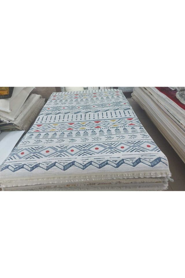 ALYA SIK DOKUMA ORTA KALINLIKTA AKRİLİK HALI