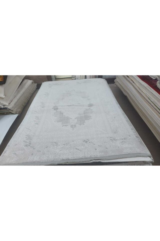 ALYA SIK DOKUMA ORTA KALINLIKTA AKRİLİK HALI