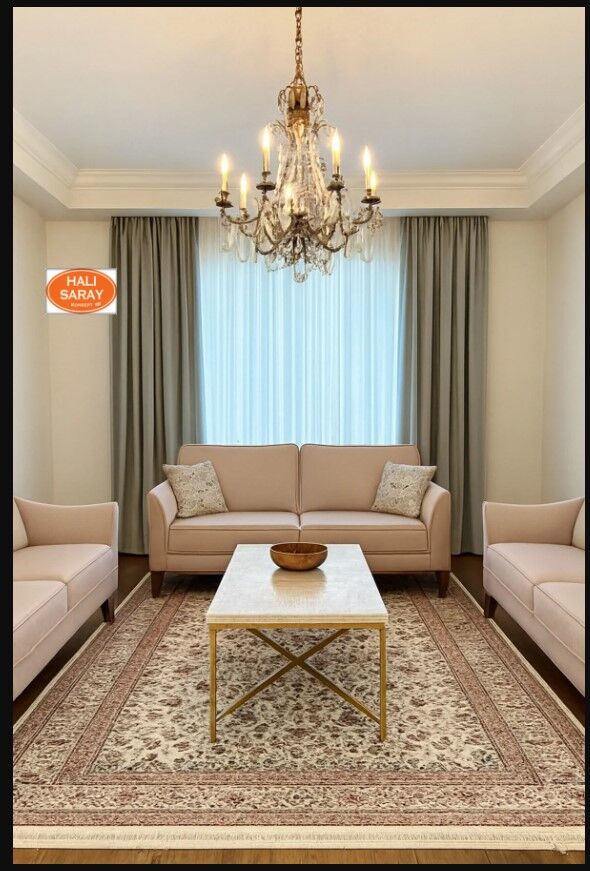 HANEDAN SIK DOKUMA İPEK AKRİLİK PARILTILI TÜY VERMEYEN YÜKSEK KALİTE SALON HALISI ORTA KALINLIKTADIR