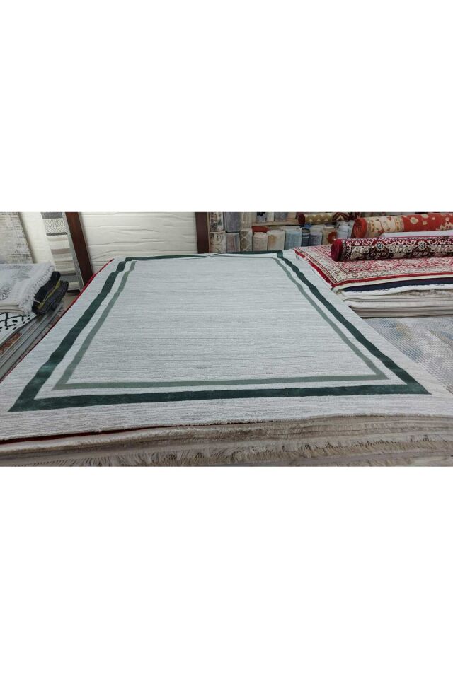 SIK DOKUMA ORTA KALINLIKTA TOZ TÜY YAPMAYAN ANTİ BAKTERYEL TEMİZLİĞİ KOLAY SALON HALISI