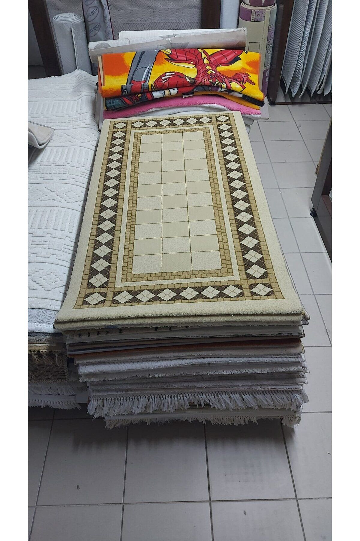 SIK DOKUMA KALIN HALILAR SEÇ BEĞEN AL TEK EBAT TEK FİYAT Sari - 80 X 150