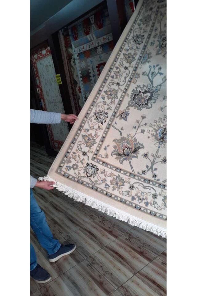 Yün Halı Uşak Saf Yün Halı 0108 Geleneksel Doku, Yün Halı Bej - 200 X 280
