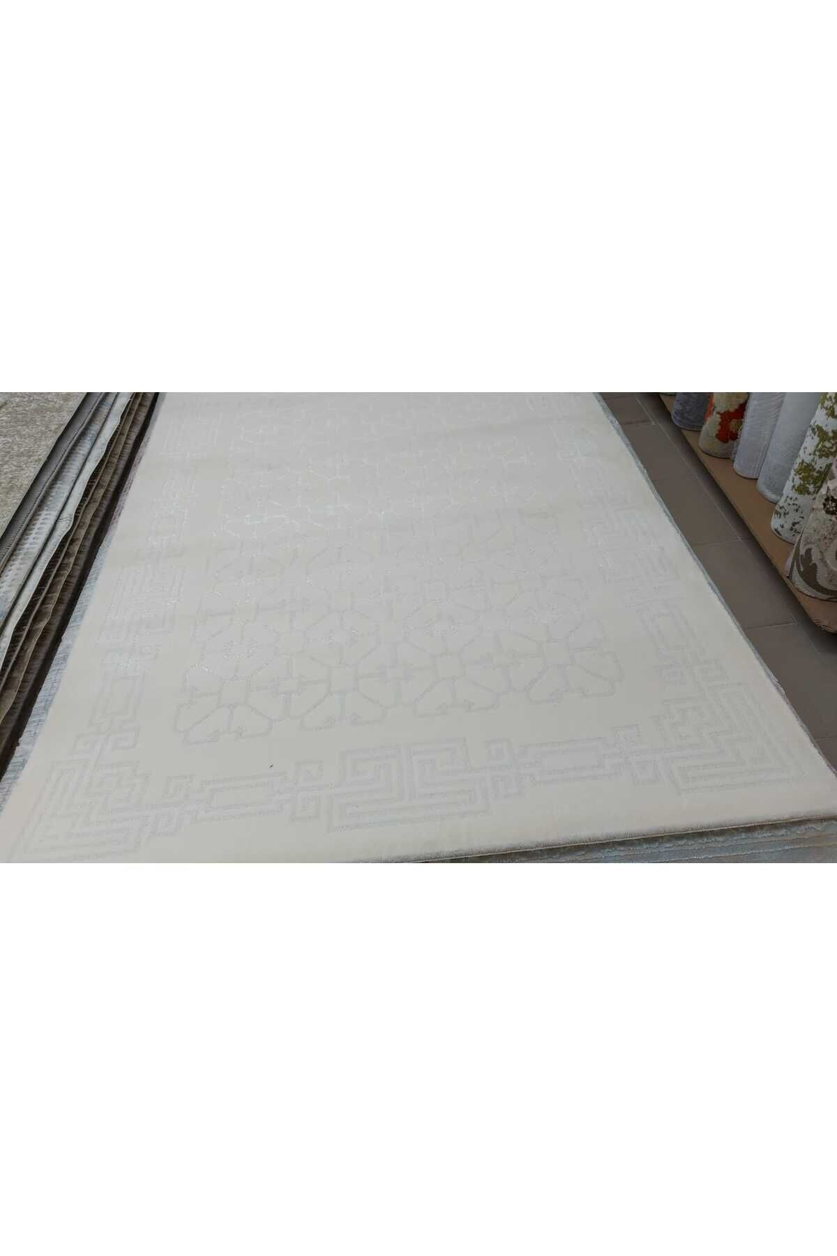 SARAY TİLYA SADE KREM RENK KALIN AKRİLİK HALI Krem - 160 X 230