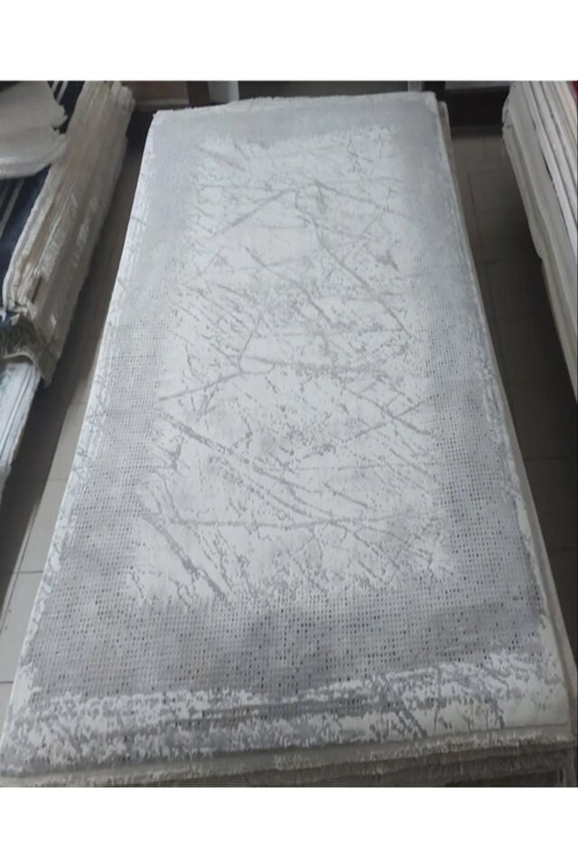 HALI SARAY SIK DOKUMA ORTA KALINLIKTA TOZ YAPMAYAN AKRİLİK HALI