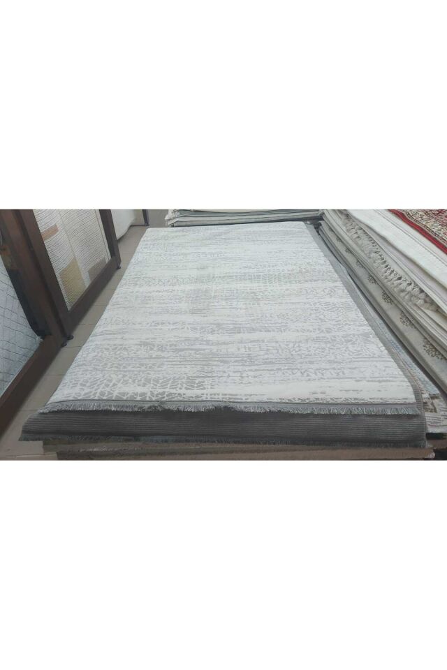 IRMAK SIK DOKUMA ORTA KALINLIKTA AKRİLİK MODERN SALON HALISI